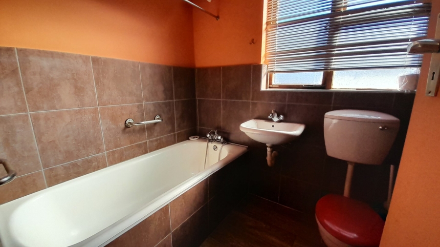 To Let 1 Bedroom Property for Rent in Rondebosch Western Cape